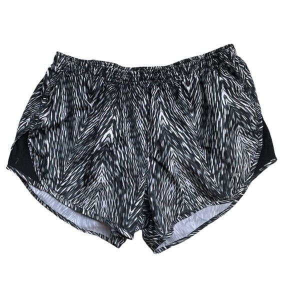 Nike shorts womens dri fit black/white lined shorts medium - Picture 1 of 8